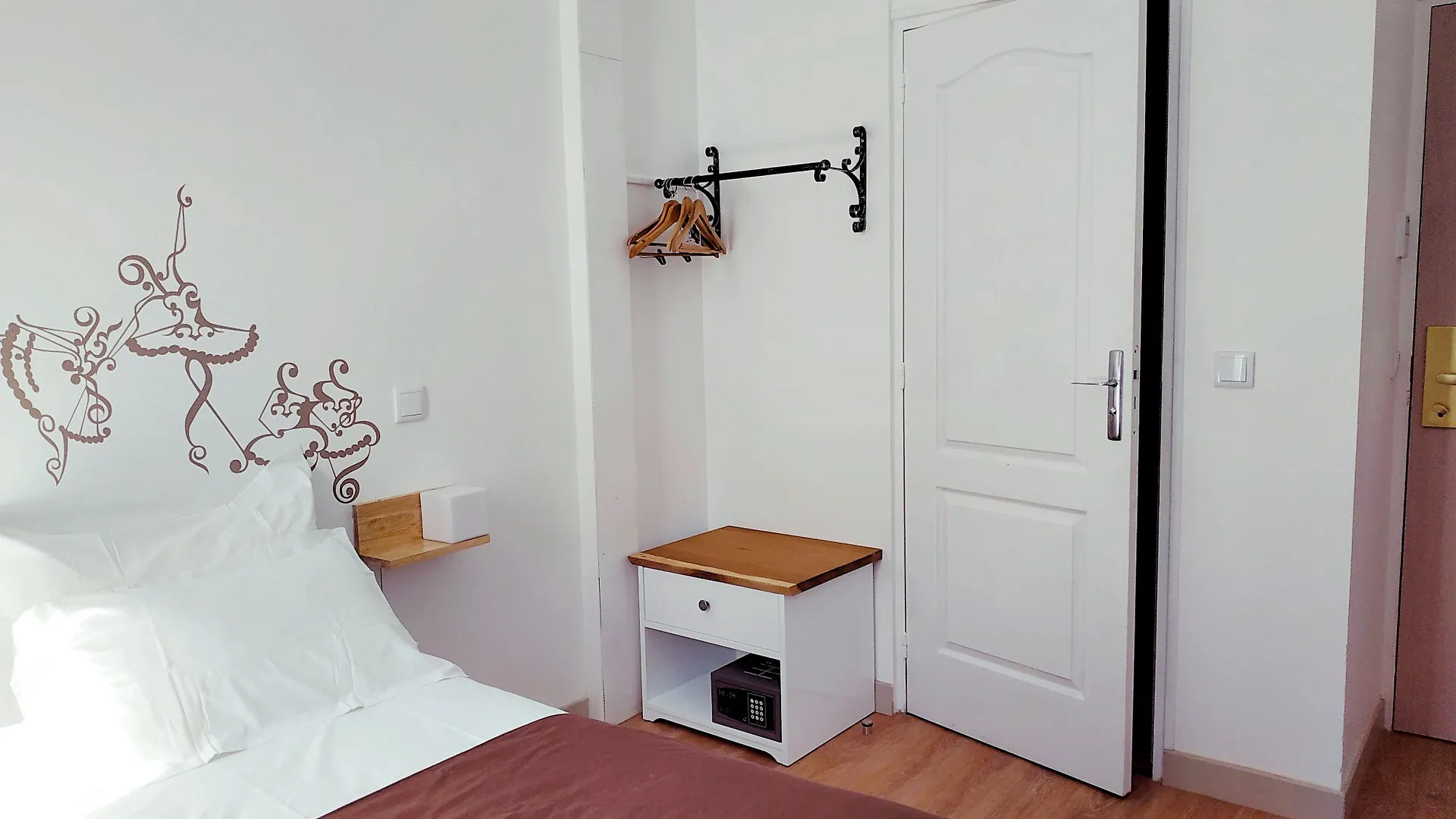 Korner Opera Hotell Paris 3*,