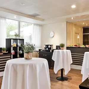 Essential By Dorint Otel Basel